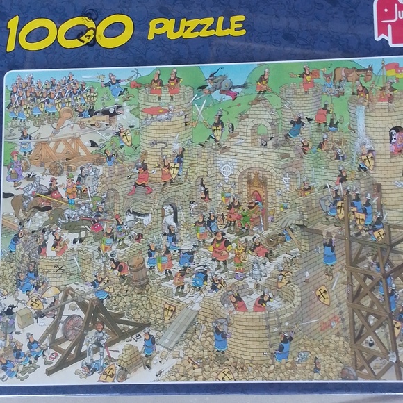Rare NWT Jan Van Haasteren Castle Conflicts Puzzle - Picture 2 of 8
